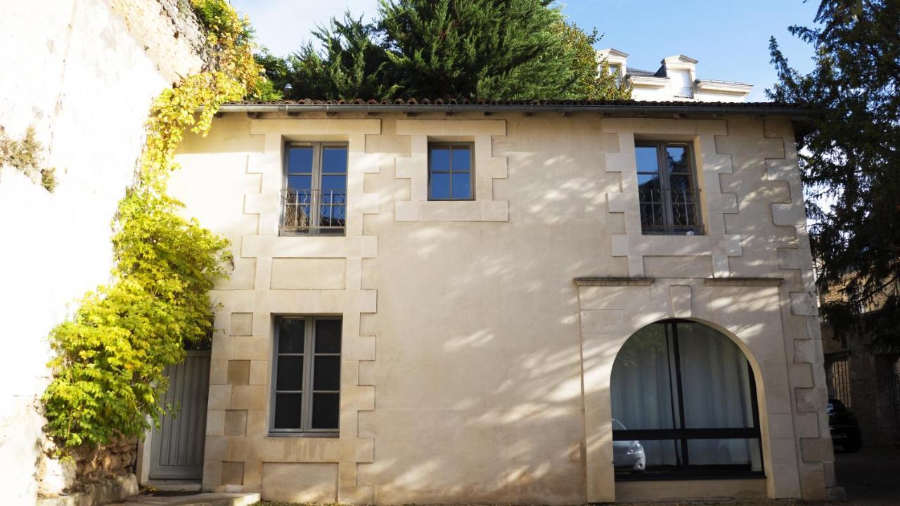 Appartement Céleste - Hypercentre parking privé à Poitiers Extérieur photo